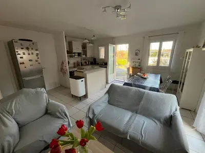 Cuisine ou kitchenette dans l'établissement Maison familiale avec jardin, proche Dune du Pyla - 3 chambres - TV, WiFi, parking - FR-1-319-536