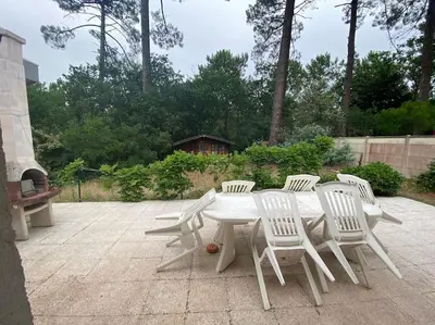 Jardin de l'établissement Maison agréable à La Teste-de-Buch