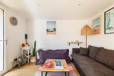 Coin salon dans l'établissement Superbe Villa Patio rénovée et climatisée à Capbreton et aux portes d'Hossegor