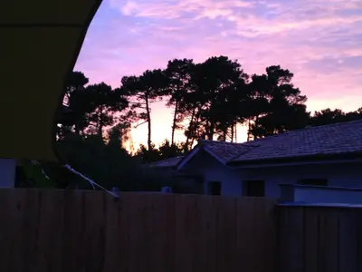 Lever ou coucher de soleil vu de l'appartement ou à proximité