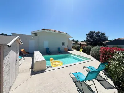 Piscine de l'établissement VILLA SOWA - Maison avec piscine 850m océan ou située à proximité