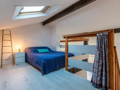 Un ou plusieurs lits dans un hébergement de l'établissement Apartment Les Terrasses Notre Dame du Port-9 by Interhome