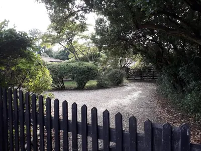 Jardin de l'établissement villa les Arbousiers