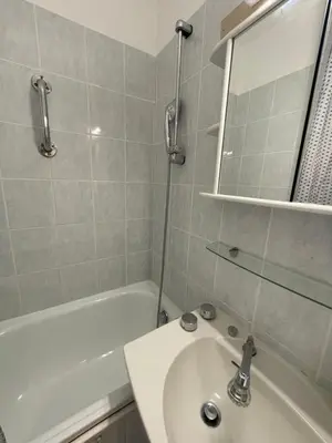 Salle de bains dans l'établissement REF 582 Seignosse Océan, à proximité immédiate de la plage , idéal couple