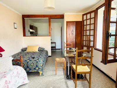 Un ou plusieurs lits dans un hébergement de l'établissement Studio sud à 300m des plages