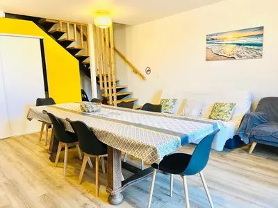 Coin salon dans l'établissement Gîte 10 personnes dans la Nature proche Océan Landes