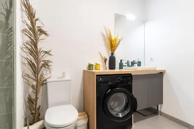 Salle de bains dans l'établissement Atlantic Selection - Le Duna - Ambiance zen avec terrasse & parking