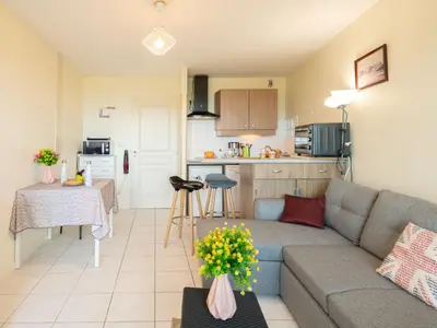 Cuisine ou kitchenette dans l'établissement Apartment L'Oustalet-6 by Interhome