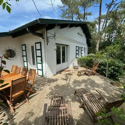 CAPBRETON. Villa BAKENSACK avec terrasse pour 12 personnes wifi gratuit