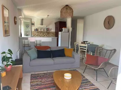 Cuisine ou kitchenette dans l'établissement Maison Mimizan plage