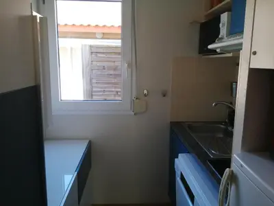 Cuisine ou kitchenette dans l'établissement Villa Atlantis 4-8 pers super équipée proche océan