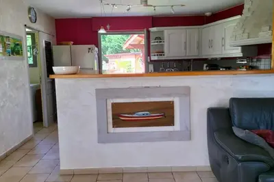 Cuisine ou kitchenette dans l'établissement Villa Entre Bordeaux et Arcachon