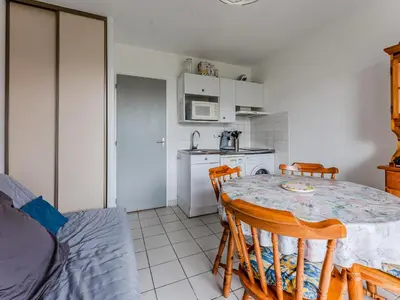 Plan de l'établissement T2 cabine à 250 m de la plage à Biscarrosse avec balcon plein sud et parking - FR-1-521-246