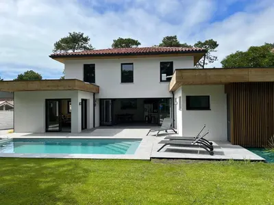 Piscine de l'établissement Villas-des-oyats - Arena - 8 personnes climatisée piscine chauffée ou située à proximité