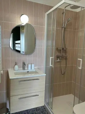 Salle de bains dans l'établissement Studio vue mer