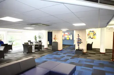 Coin salon dans l'établissement Les Demeures de Borda
