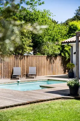 Piscine de l'établissement Superbe villa avec piscine ou située à proximité