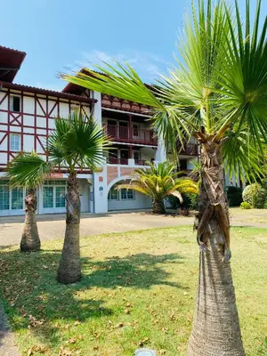 Jardin de l'établissement Appartement Biscarrosse lac-golf