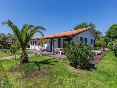 Jardin de l'établissement Holiday Home Labenne Océan 974 by Interhome