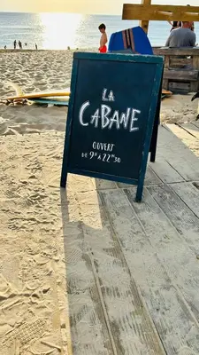 Vue générale sur la mer ou vue sur la mer prise depuis l'appartement