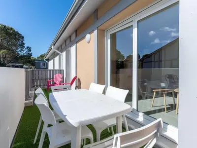 Balcon ou terrasse dans l'établissement Appartement Neuf 3* à 2 Pas de l'Océan à Mimizan, 5 Pers, Balcon, Parking - FR-1-50-132