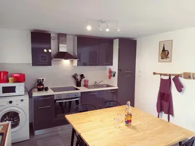Cuisine ou kitchenette dans l'établissement La Cabane de Marius