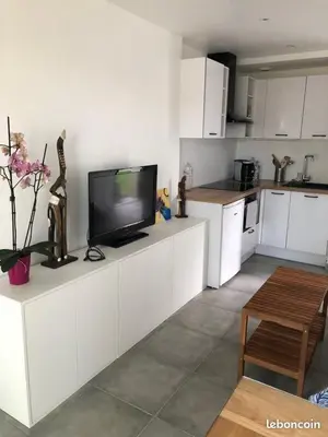 Cuisine ou kitchenette dans l'établissement La Mirella