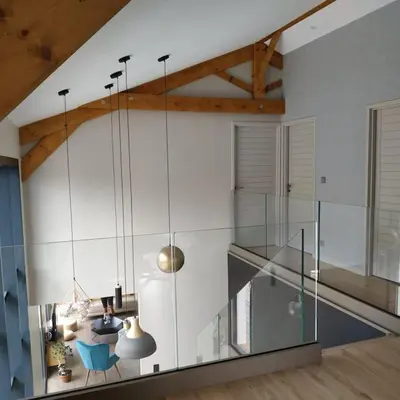 Cuisine ou kitchenette dans l'établissement Maison architecte neuve - piscine - 400m océan
