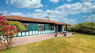 Jardin de l'établissement Hossegor Plage, Maison landaise 6 personnes