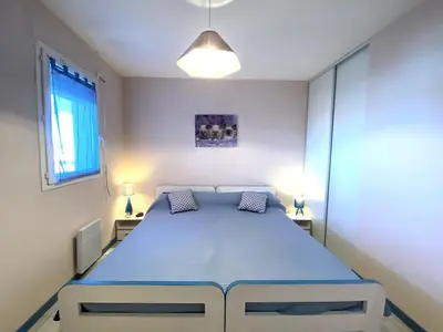 Plan de l'établissement T3 cabine, 6 pers, proche plage, parking sécurisé, animaux admis - FR-1-379-177