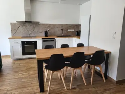 Cuisine ou kitchenette dans l'établissement Maison au calme proche océan