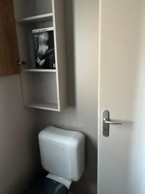 Salle de bains dans l'établissement G02 Mobil-home gamme prestige aux Oyats 4 étoiles