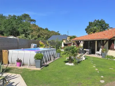 Jardin de l'établissement Holiday Home Les Camélias by Interhome