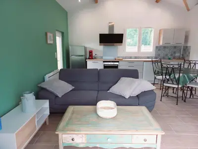 Cuisine ou kitchenette dans l'établissement La petite maison des écureuils