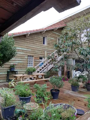 Jardin de l'établissement Maison Sophie