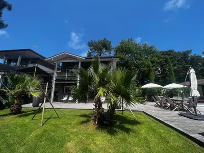 Jardin de l'établissement Villa Sand Golf by Carlon Luxury Rentals
