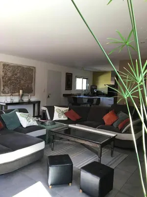 Coin salon dans l'établissement Marisol