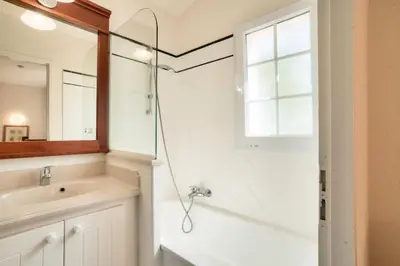 Salle de bains dans l'établissement Les maisons de Moliets - maeva Home - Maison 3 pièces 6 personnes - Prestige MAE-2154