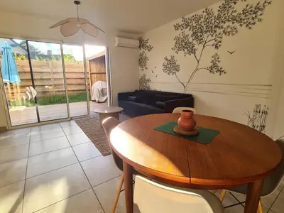 Coin salon dans l'établissement Maison Marsane côte Landaise