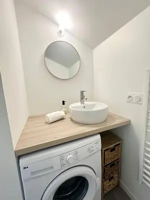 Salle de bains dans l'établissement L'Escale Paisible - Terrasse - Clim - Parking