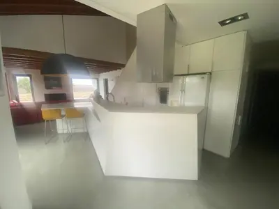 Cuisine ou kitchenette dans l'établissement VILLA DOMAINE du DOUC