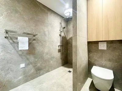 Salle de bains dans l'établissement L'Île Mystique - Central - Parking Privé - Neuf - Clim