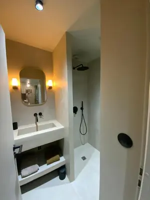 Salle de bains dans l'établissement Lisière du Lac - 100m du Lac