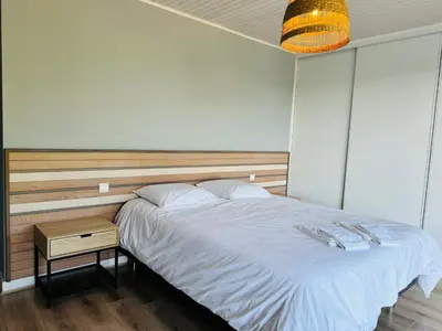 Un ou plusieurs lits dans un hébergement de l'établissement Villa piscine à 5 min de l'océan
