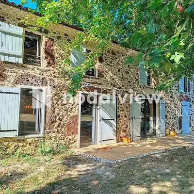 Aux sources de lesquire maison 5 chambres 5 salles de bains