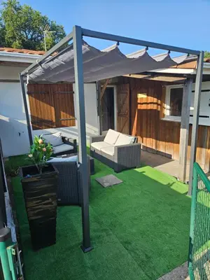 Jardin de l'établissement la chêneraie appart écureuil
