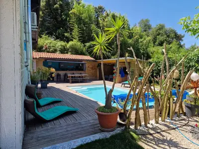 Piscine de l'établissement Chambre California ou située à proximité