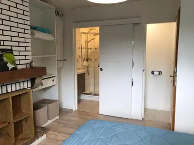 Salle de bains dans l'établissement Chez Loulou chambre indépendante