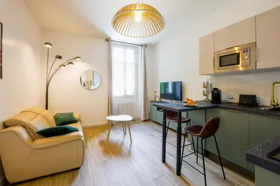 Cuisine ou kitchenette dans l'établissement Sérénité Dacquoise