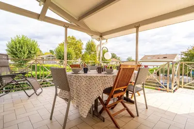 Balcon ou terrasse dans l'établissement Ecrin Marin - apt terrasse bassin darcachon